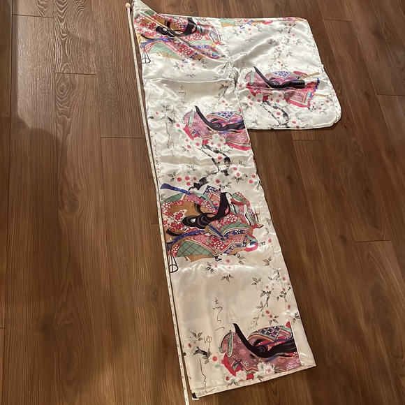 Kimono - Picture 6 of 7